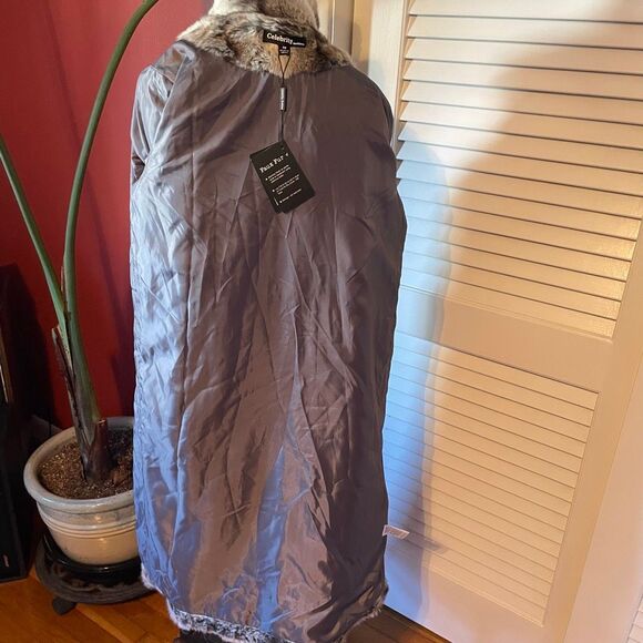 CELEBRITY FASHION | silver grey long fur like coat M NWT $119 - Picture 12 of 12